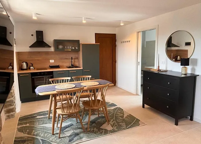 Apartments Groznjan 公寓