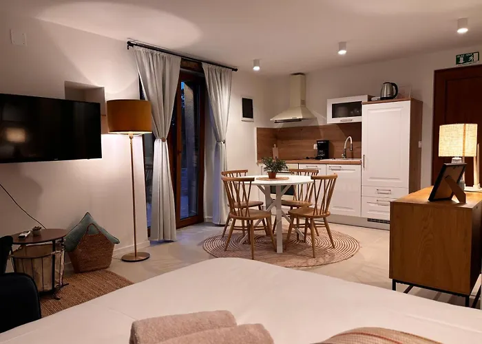 Apartments Groznjan * Grožnjan