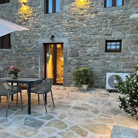 Apartments Groznjan * Grožnjan