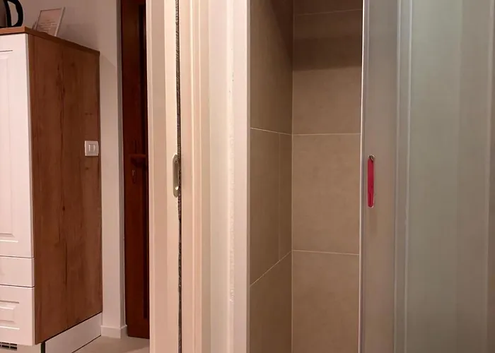 Apartment Apartments Groznjan Groznjan